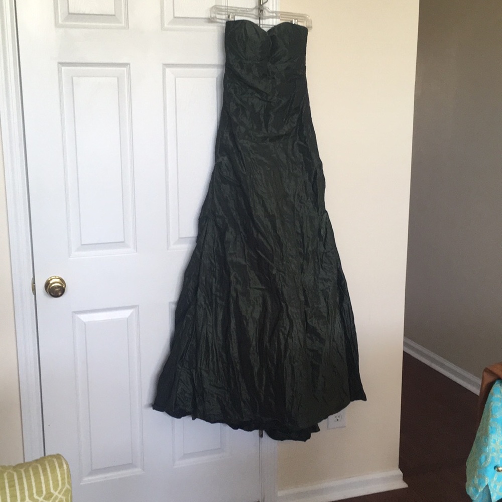 Nicole Miller green shimmer ruched crinkle dress